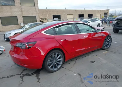 2018 Tesla Model 3 Long Range/Performance из США, поврежденный, VIN 5YJ3E1EBXJF091666